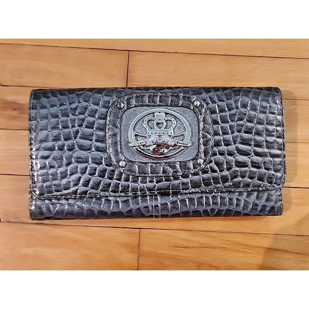 Kathy Van Zeeland Silver Wallet Metallic Croc Gray